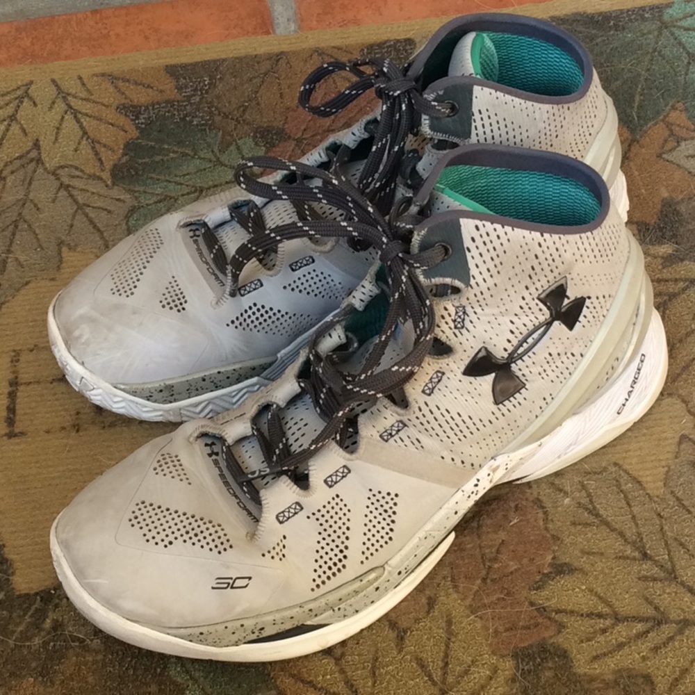 Stephen a curry basketball shoes!